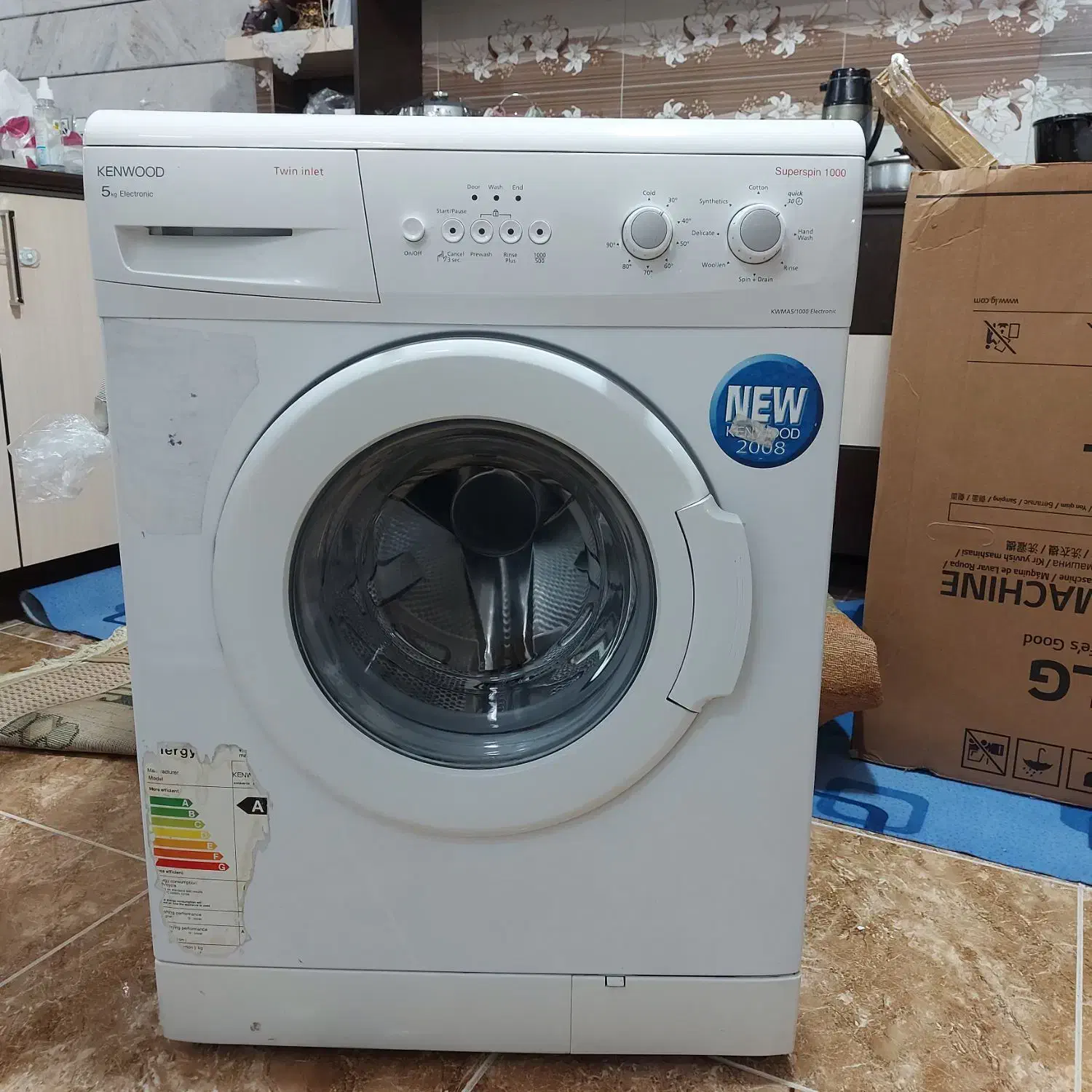 لباسشویی کنوود اصل ۵کیلویی|ماشین لباسشویی و خشک‌کن لباس|خمینی‌شهر, |دیوار