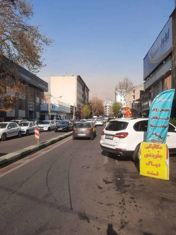 مغازه 30 متری با پاخور مناسب|اجارهٔ مغازه و غرفه|تهران, قیطریه|دیوار