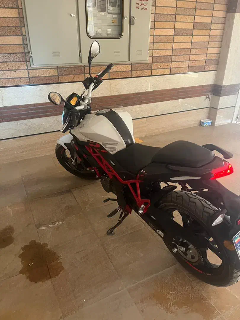 بنلی ۲۵۰ تک سلیندر نیوفیس|موتورسیکلت|اصفهان, شهرک امام زمان|دیوار