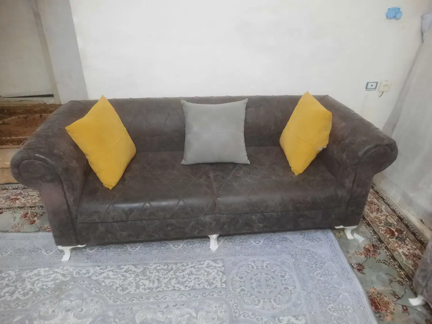 مبلمان هفت نفره|مبلمان خانگی و میز عسلی|نیشابور, هفده شهریور|دیوار