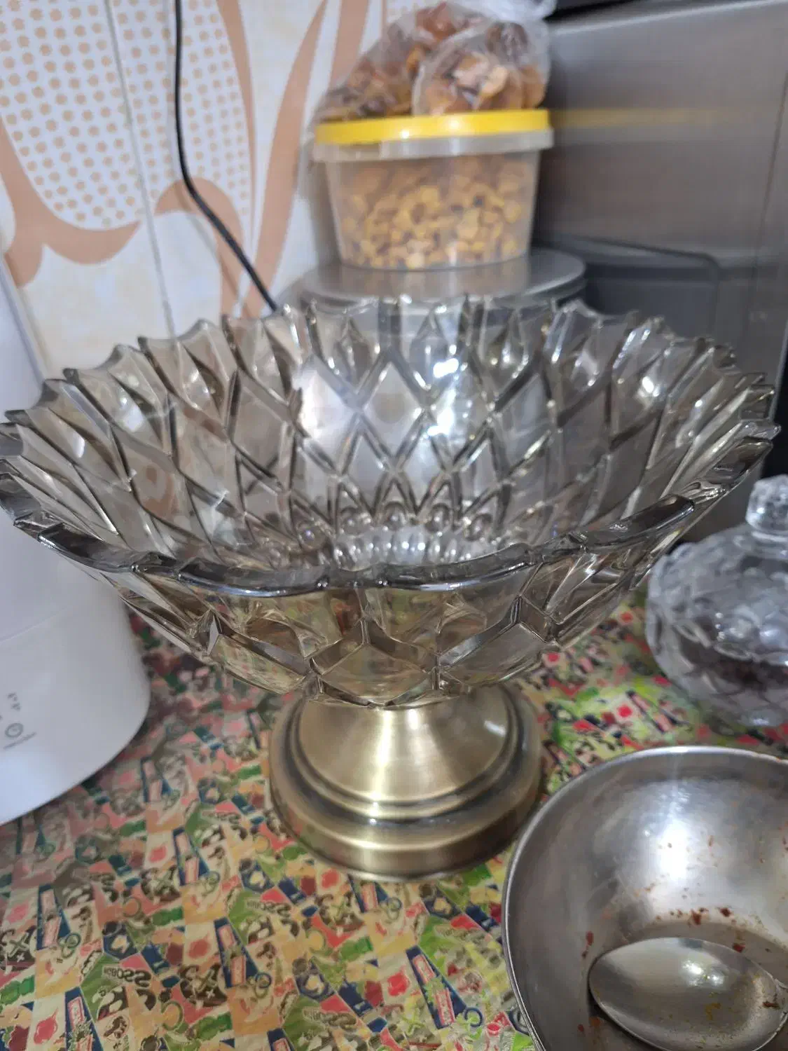 ظرف پذیرایی|ظروف سرو و پذیرایی|قم, قلعه کامکار|دیوار