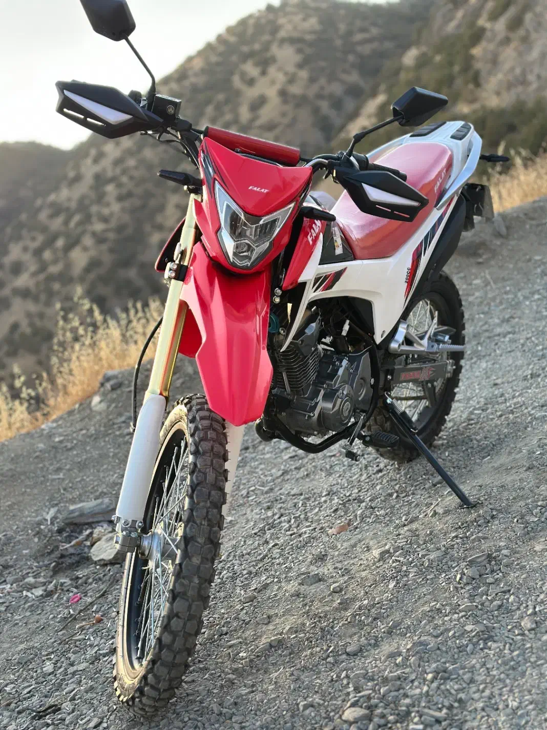 جهان همتا فلات ۲۰۰|موتورسیکلت|سنندج, |دیوار