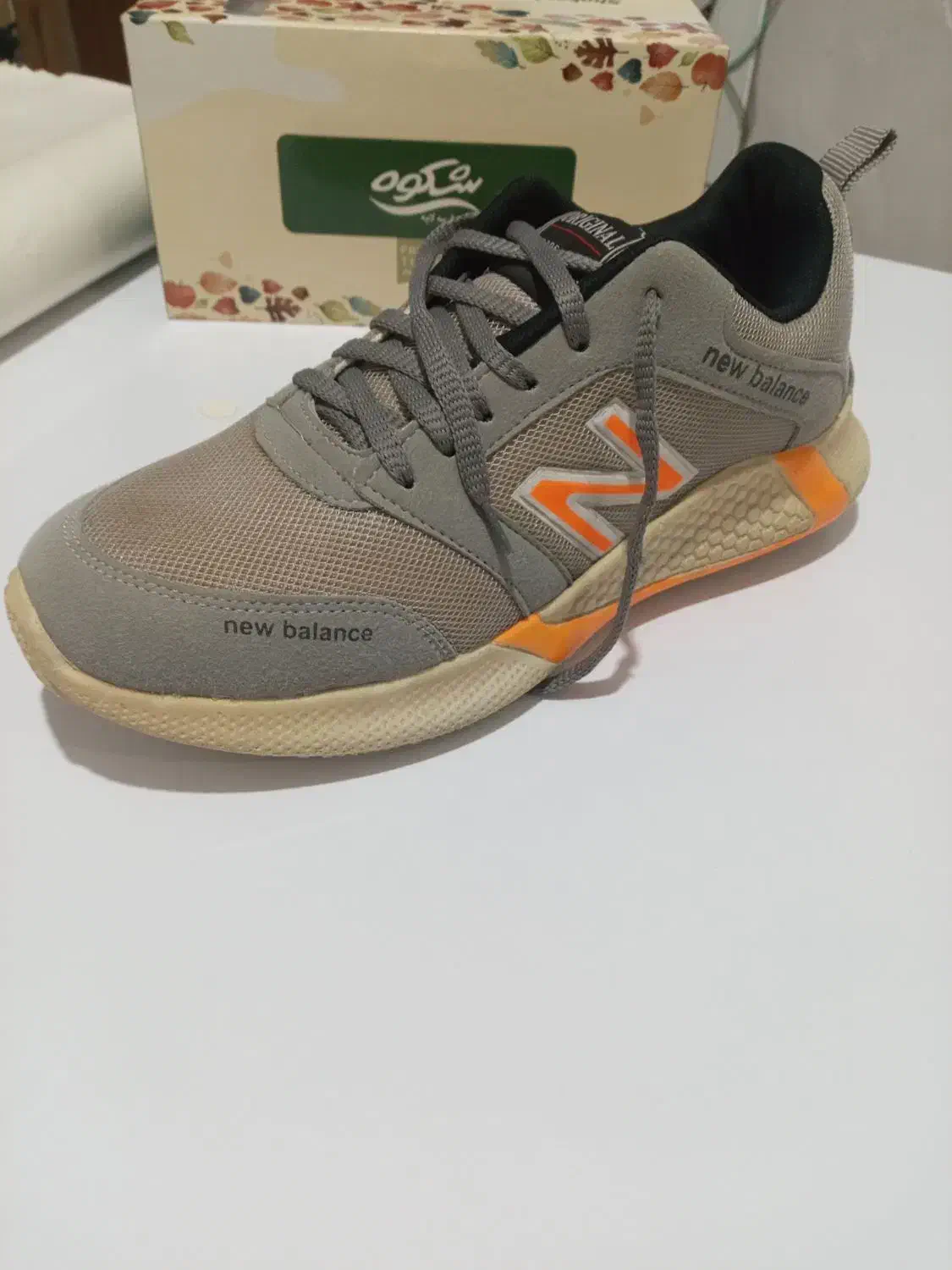 کفش اسپورت|کیف، کفش، کمربند|اشنویه, |دیوار