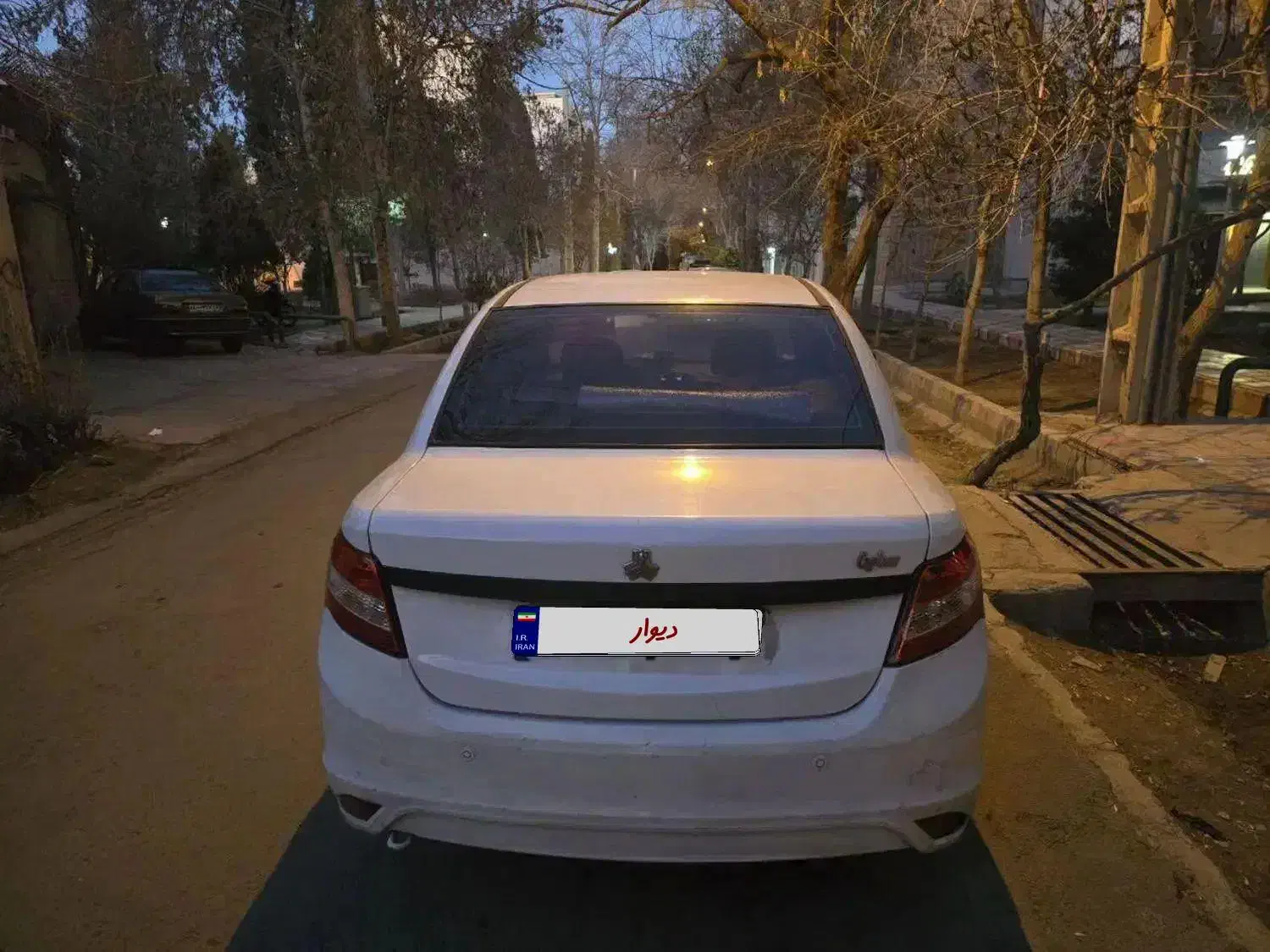 ساینا 1401|خودرو سواری و وانت|اصفهان, برازنده|دیوار