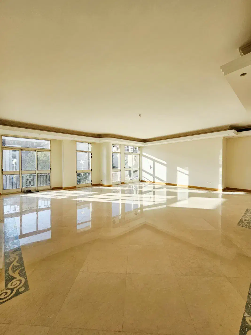 ۳۷۰ متر زعفرانیه، ۴ خواب، تک واحدی، ۲ تراس چیدمانی|اجارهٔ آپارتمان|تهران, زعفرانیه|دیوار