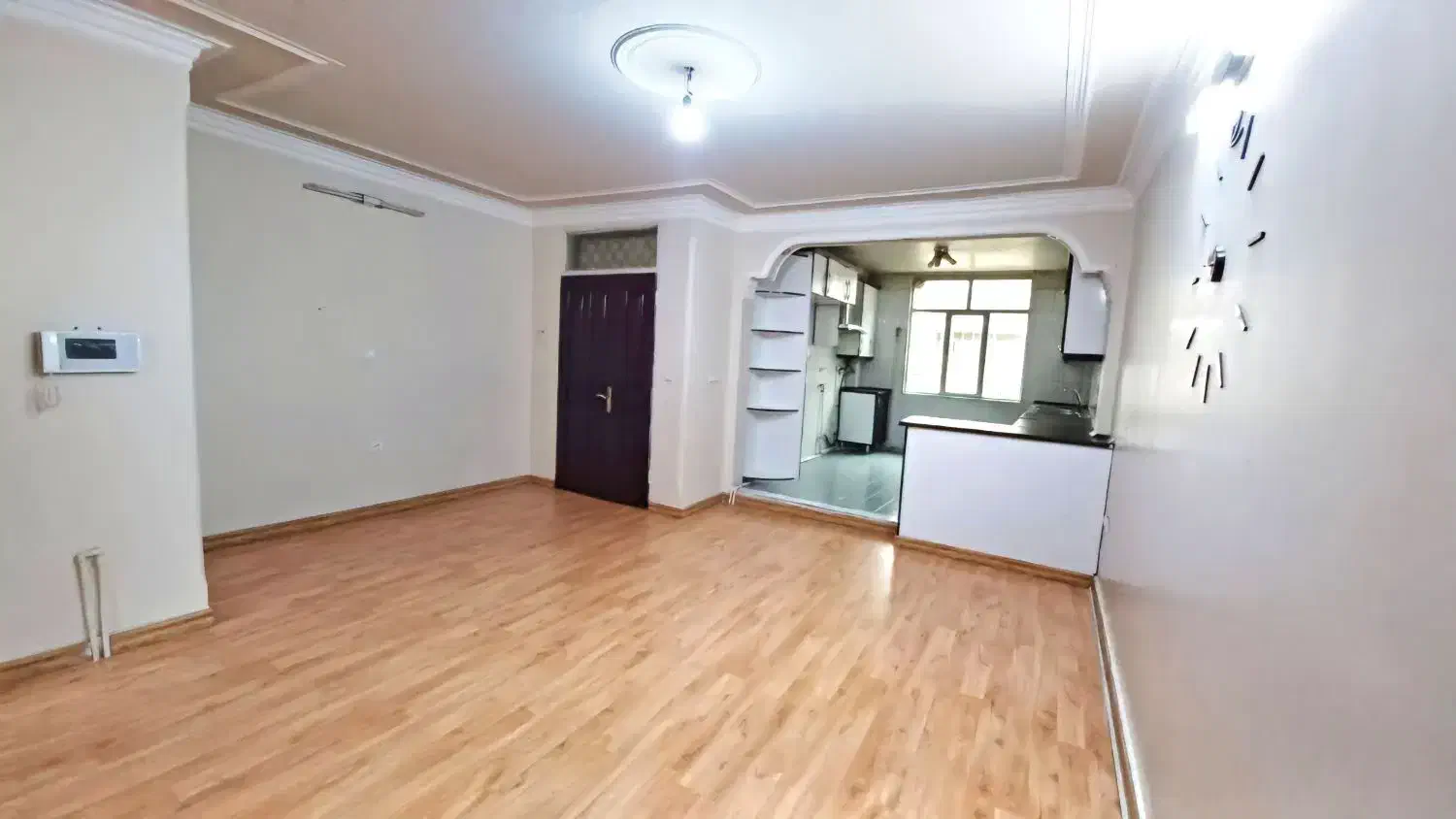 61متر،1خواب/ ط دوم تکواحدی/ عارف شمالی|فروش آپارتمان|تهران, مینای شمالی (مخبر)|دیوار