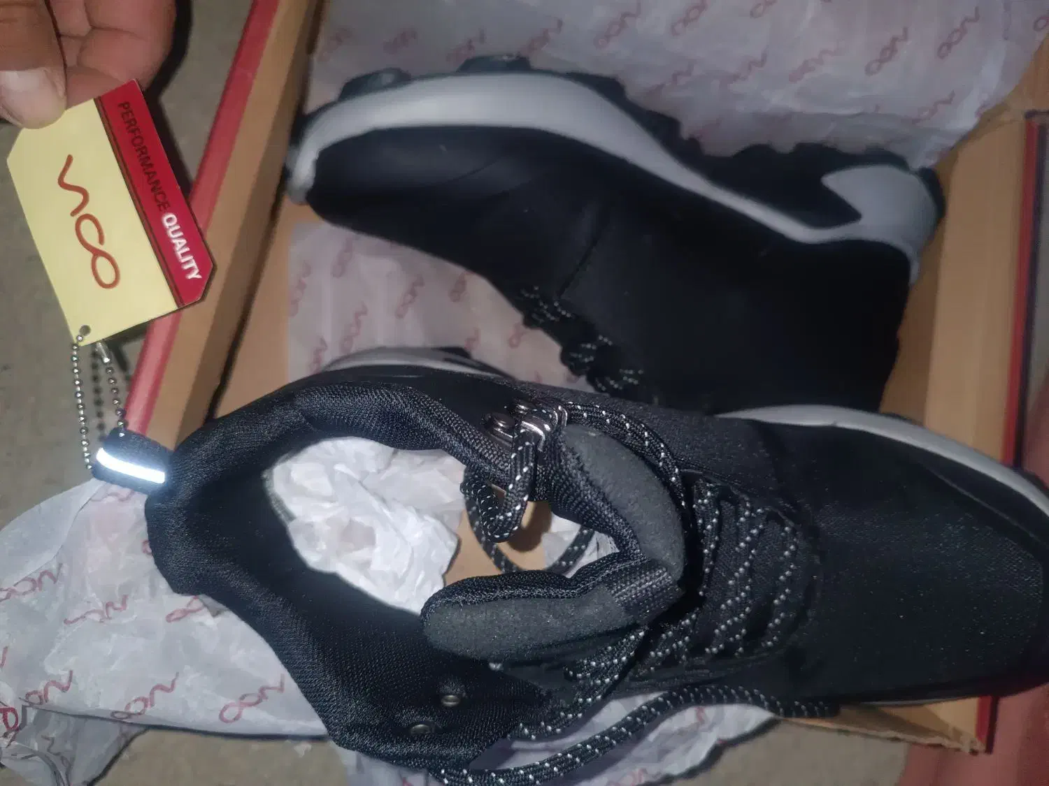 کفش کوهنوردی|کوهنوردی و کمپینگ|دهگلان, |دیوار