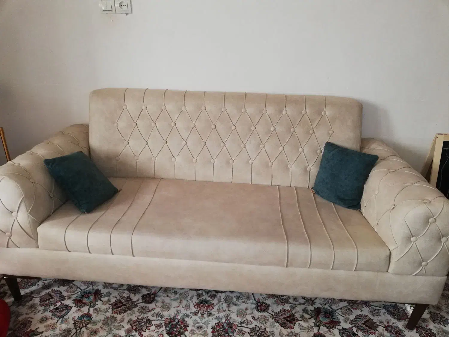 مبل راحتی چستر با میز|مبلمان خانگی و میز عسلی|چابهار, |دیوار