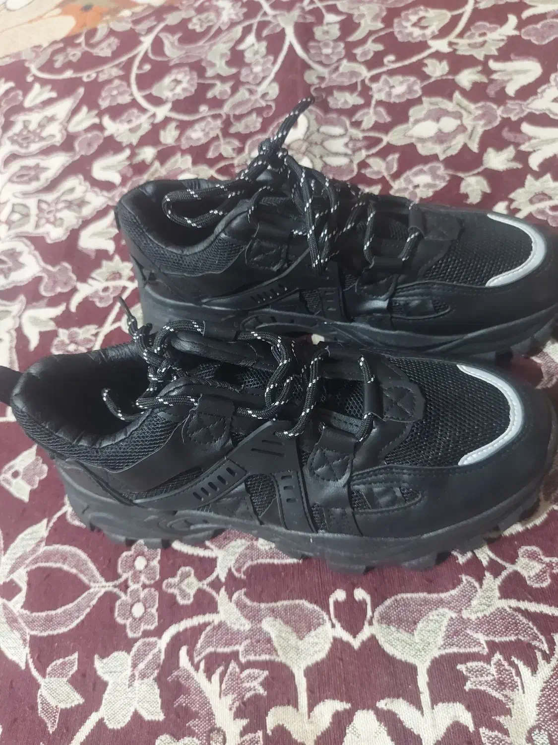 کتونی خارجی کاملا نو|کیف، کفش، کمربند|تهران, سلسبیل شمالی|دیوار