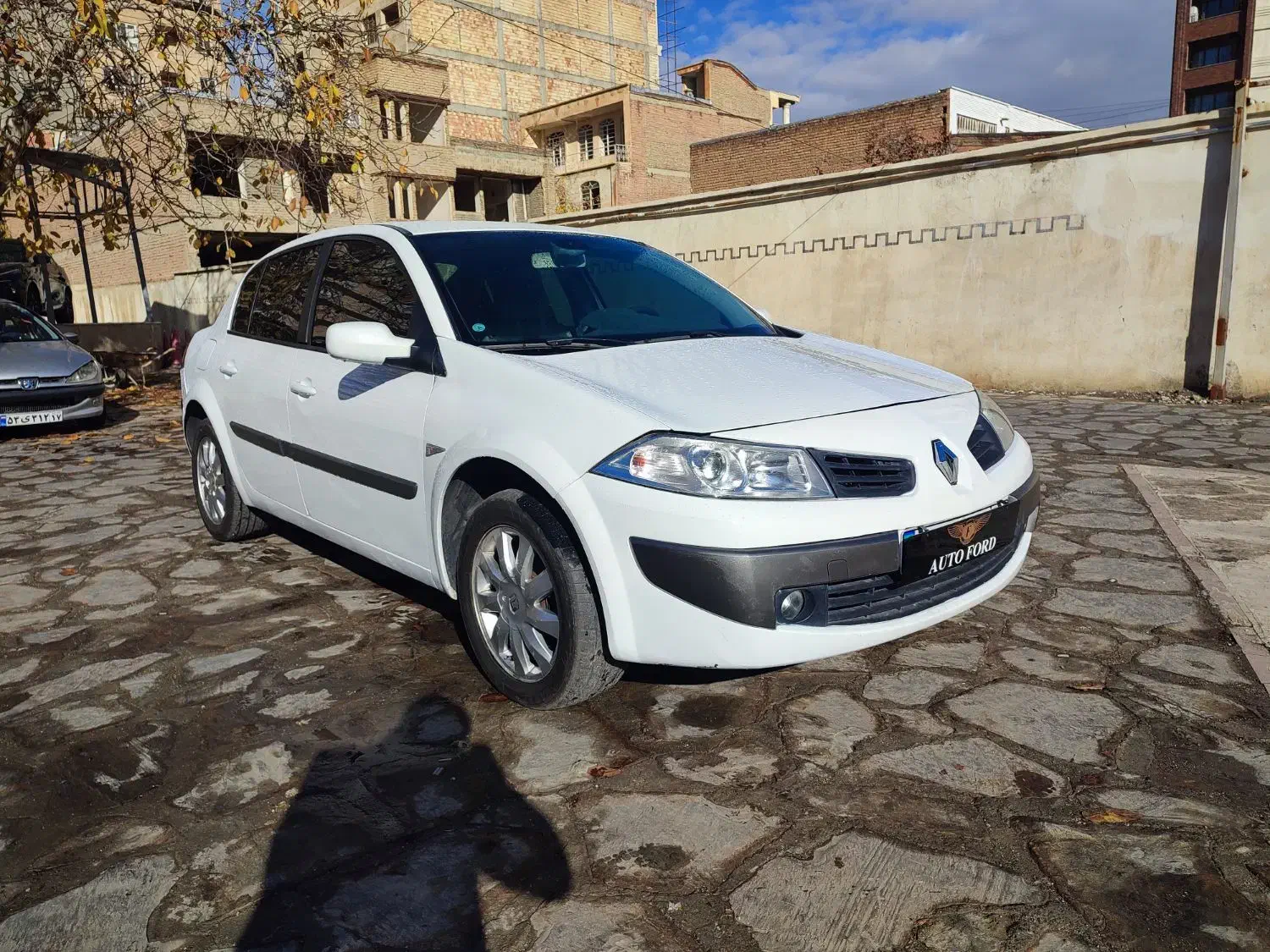 رنو مگان مدل ۹۰ بیرنگ اتومات|خودرو سواری و وانت|ارومیه, |دیوار