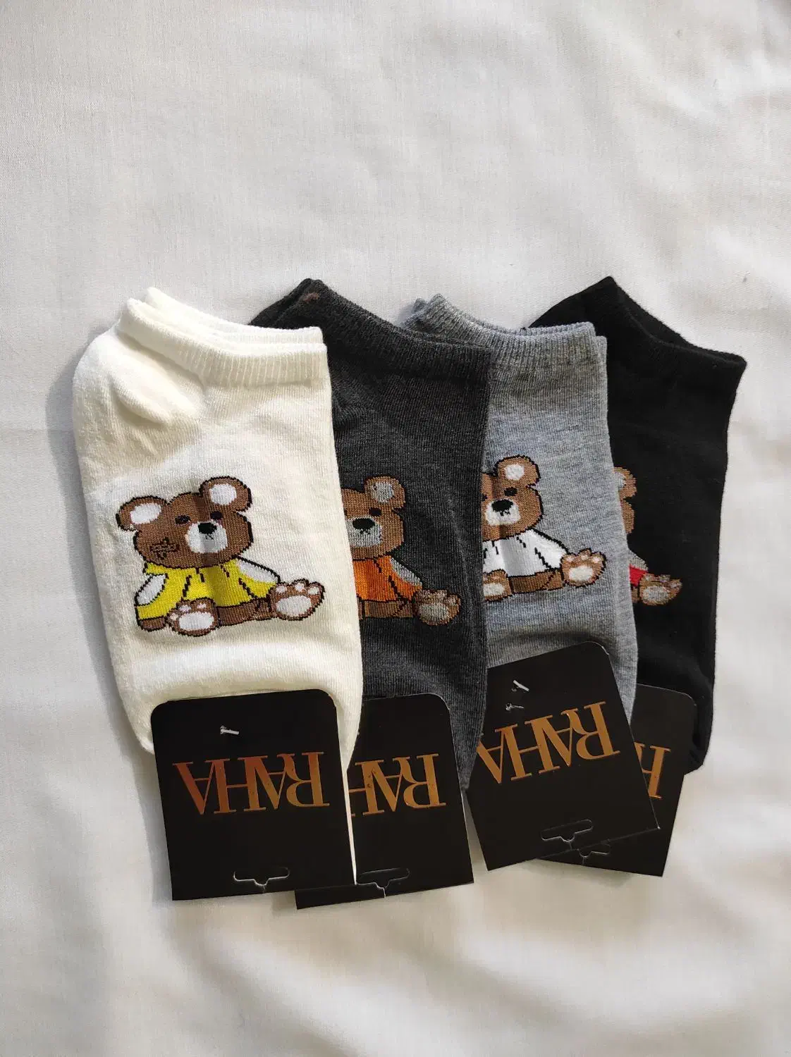 جوراب|لباس|صدرا-فارس, فاز ۱|دیوار