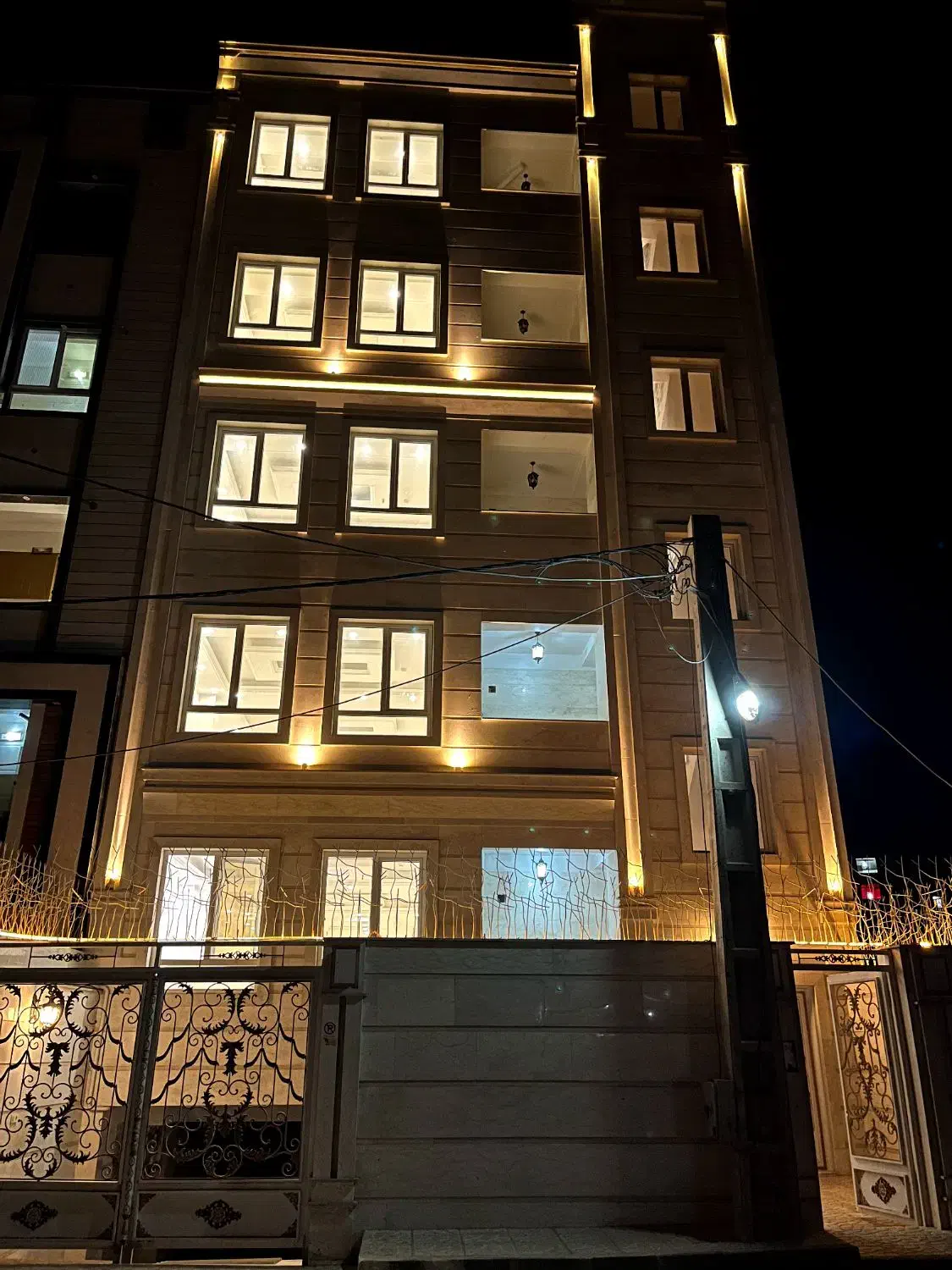 اپارتمان ۱۴۵ متری شهرک فاطمی|فروش آپارتمان|ورامین, شهرک فاطمیه|دیوار