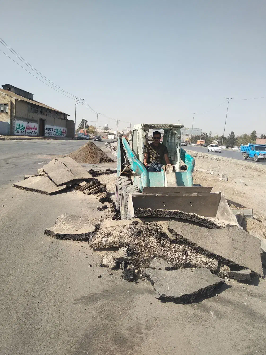 توماس بابکت مینی لودر|خدمات حمل و نقل|مشهد, الهیه|دیوار