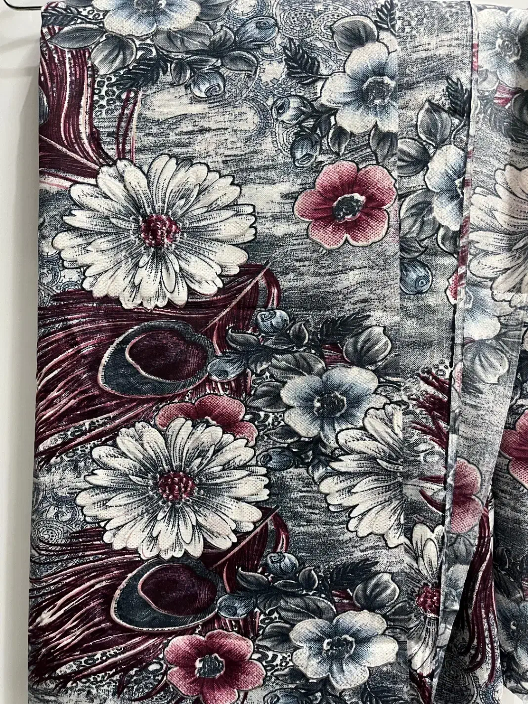 پارچه چادر|لوازم خیاطی و بافتنی|نیشابور, گنبد سبز|دیوار