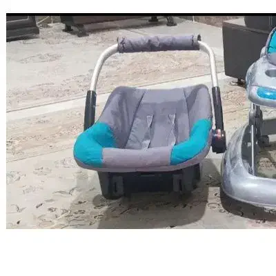 .کریرنوزاد|کالسکه و لوازم جانبی|شهریار, شهریار|دیوار