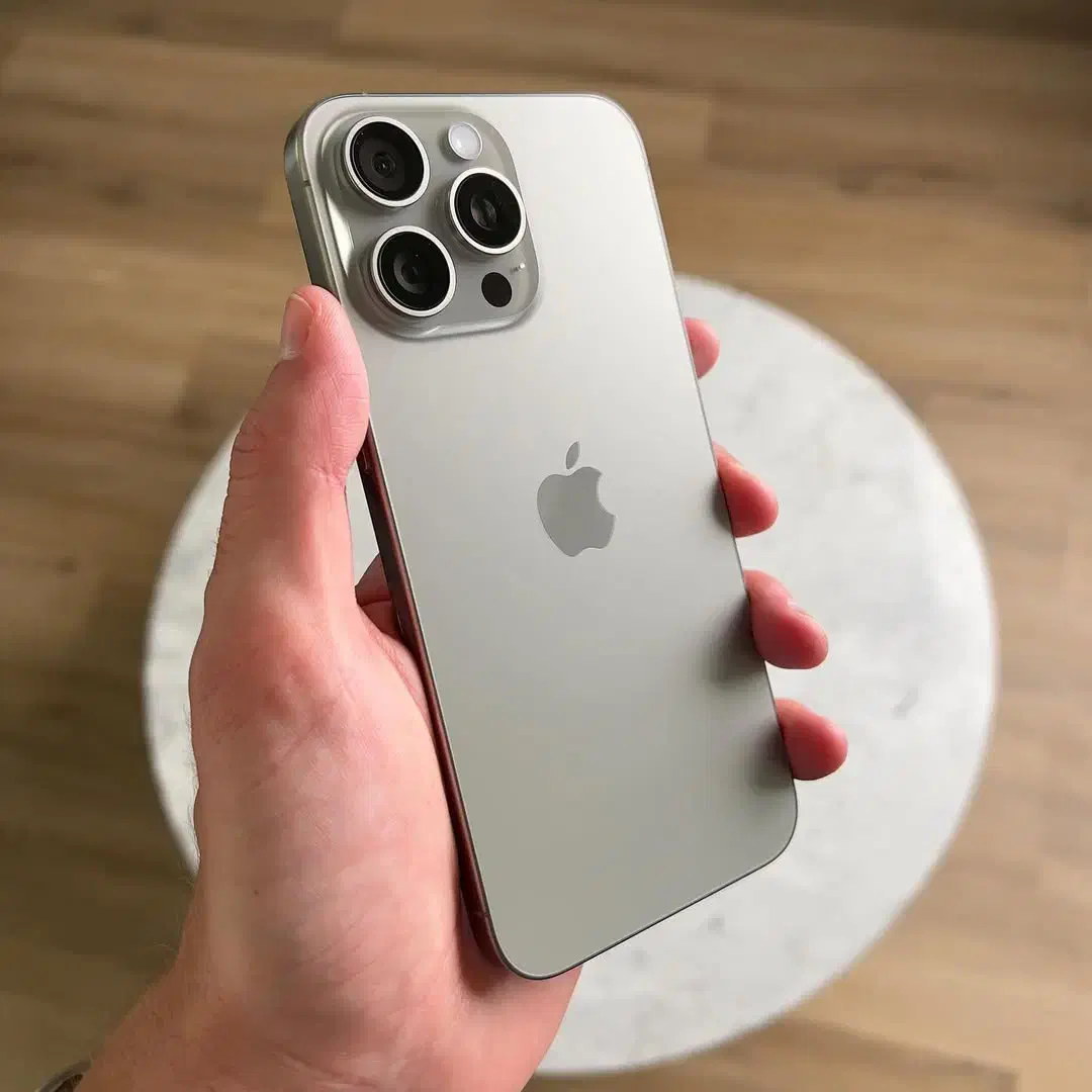 اپل iPhone 15 Pro Max باحافظه 256 گیگ|موبایل|مشهد, کوثر|دیوار