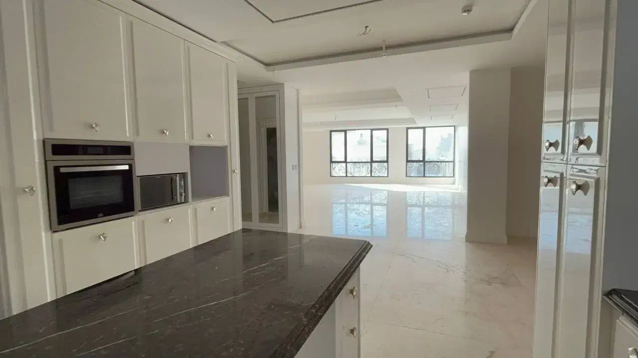 ۲۰۰ متر / ولنجـک / فول مشاعـات