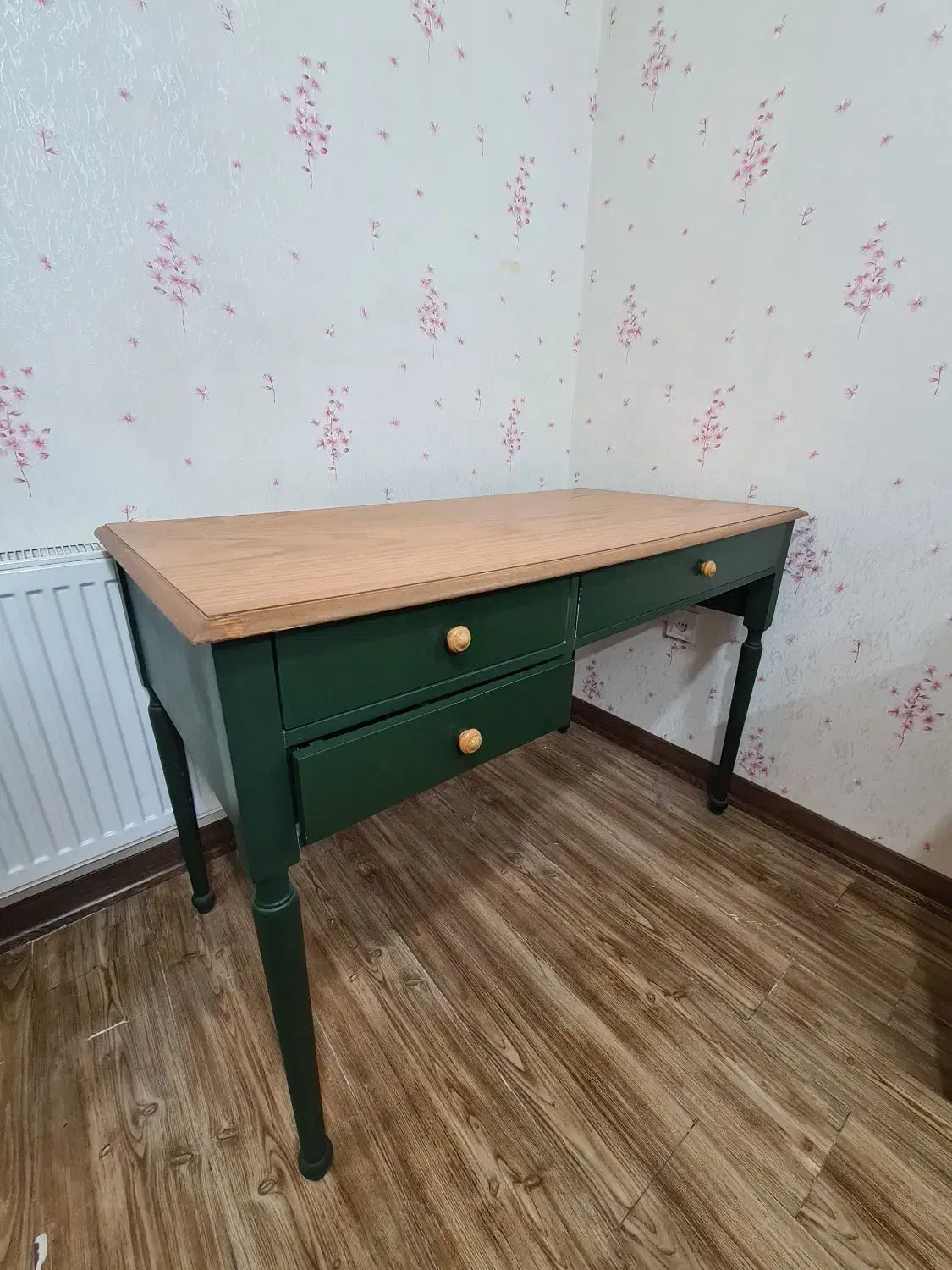 میز تحریر ۳ کشو سبز|میز تحریر و کامپیوتر|ورامین, ورامین|دیوار