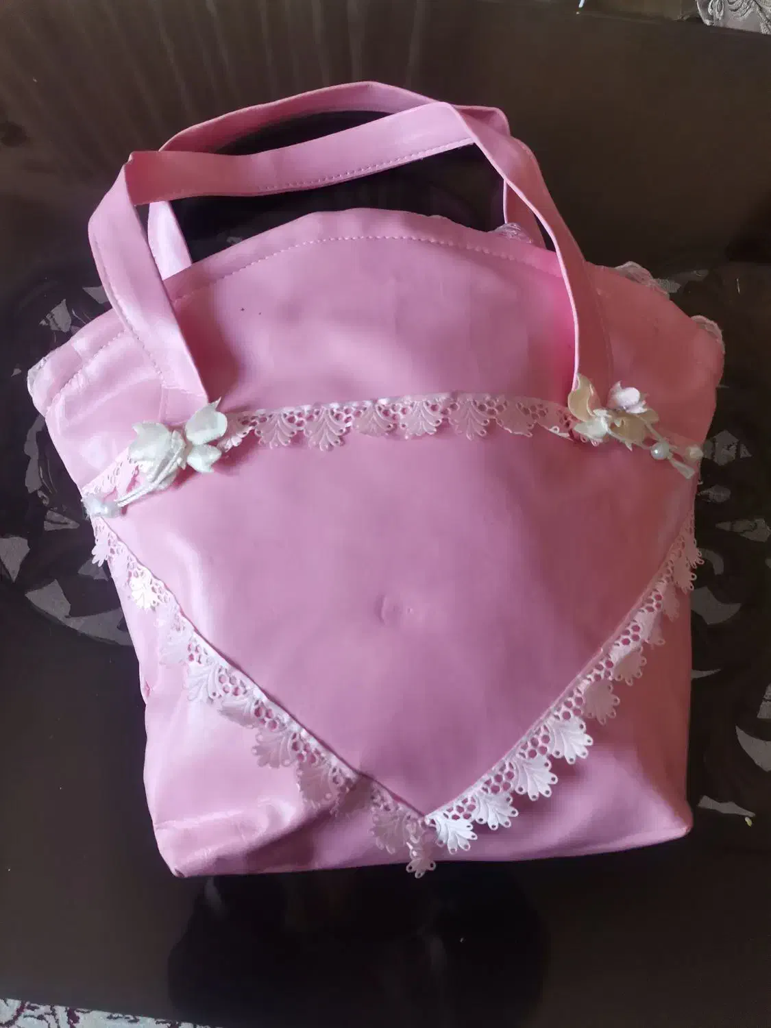 چادر  نماز|لباس|رباط‌کریم, مسکن مهر آبشناسان|دیوار