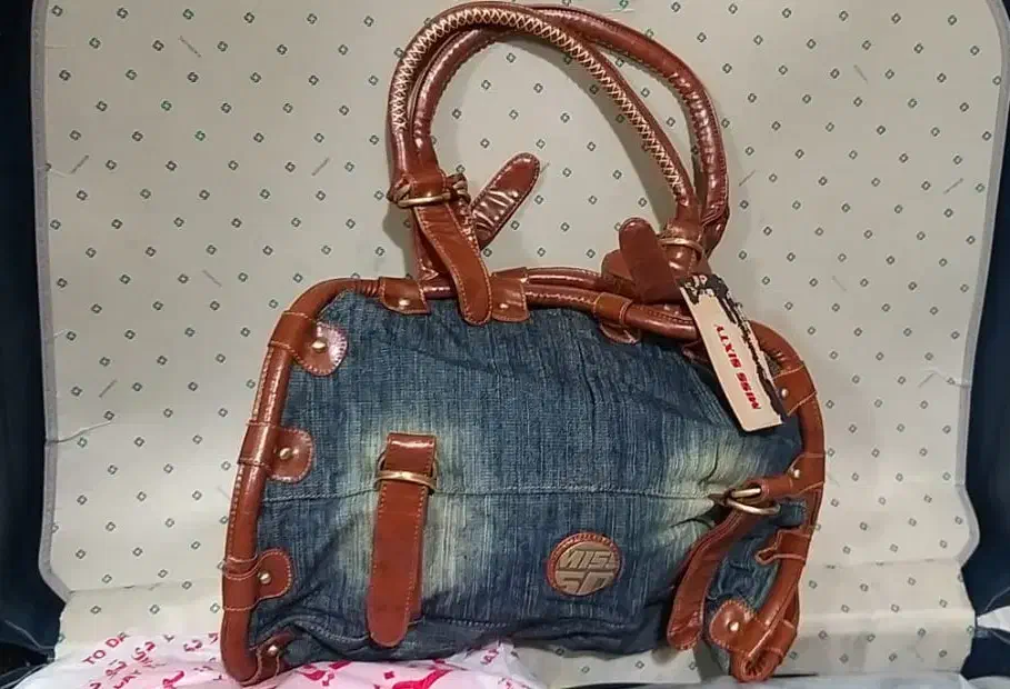 کیف جین اسپرت وارداتی مختص خاص پسندان و کیف چرمی|کیف، کفش، کمربند|پرند, فاز ۱|دیوار