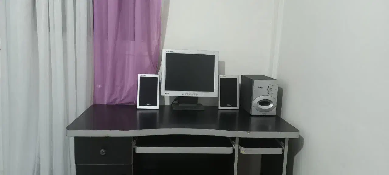 کامپیوتر و میز و صندلی|میز تحریر و کامپیوتر|فردیس, شهرک شهید حسینی|دیوار