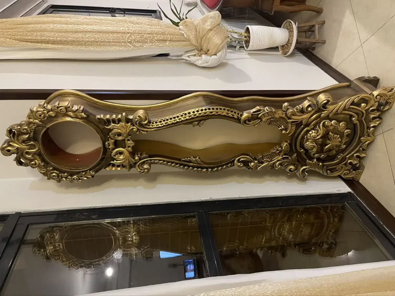 سرویس مبلمان سلطینی با ویترین میز ناهارخوری|مبلمان خانگی و میز عسلی|اصفهان, خواجو|دیوار