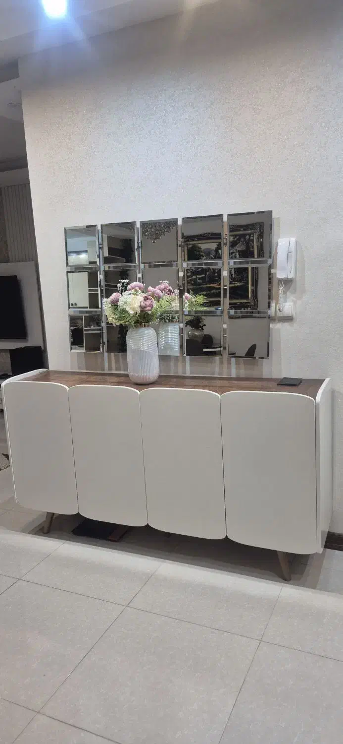 آینه کنسول|آینه|اهواز, بیست متری شهدا|دیوار