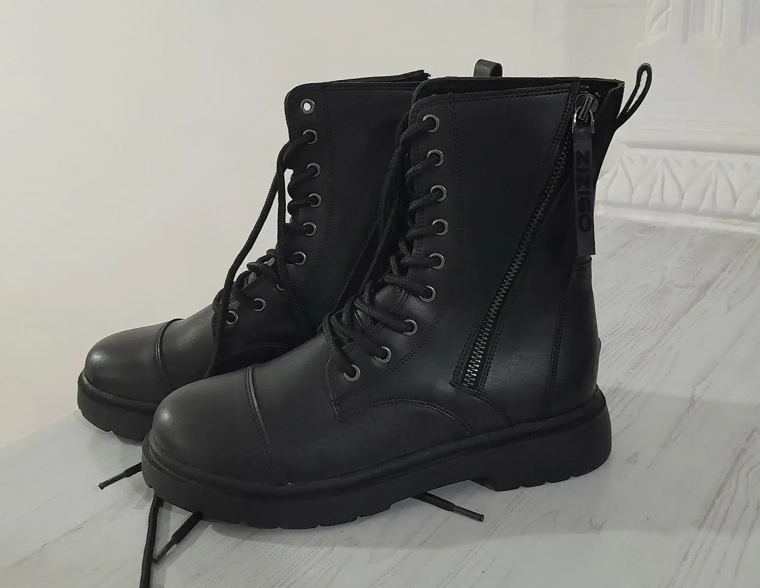 پوتین|کیف، کفش، کمربند|اسلامآباد غرب, |دیوار