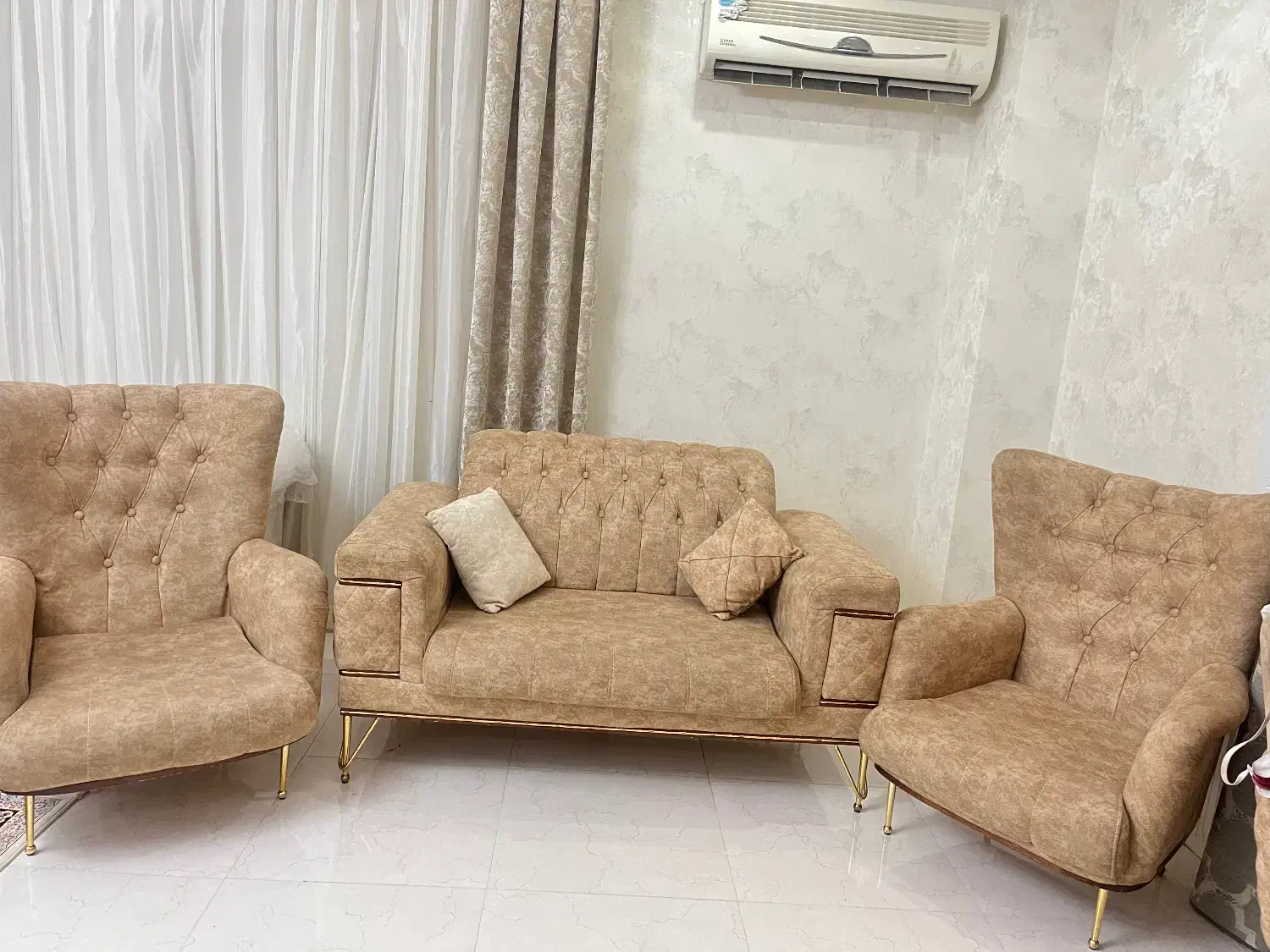 مبل نیم ست|مبلمان خانگی و میز عسلی|گرگان, |دیوار