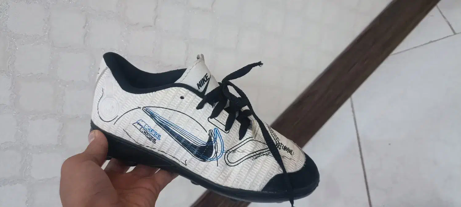 کتونی فوتبال استوک و کشتی|کیف، کفش، کمربند|اراک, |دیوار