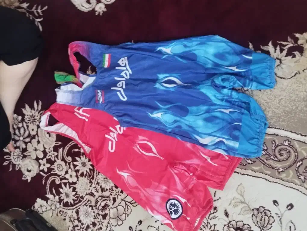 لباس|تجهیزات ورزشی|کاشان, ولیعصر|دیوار