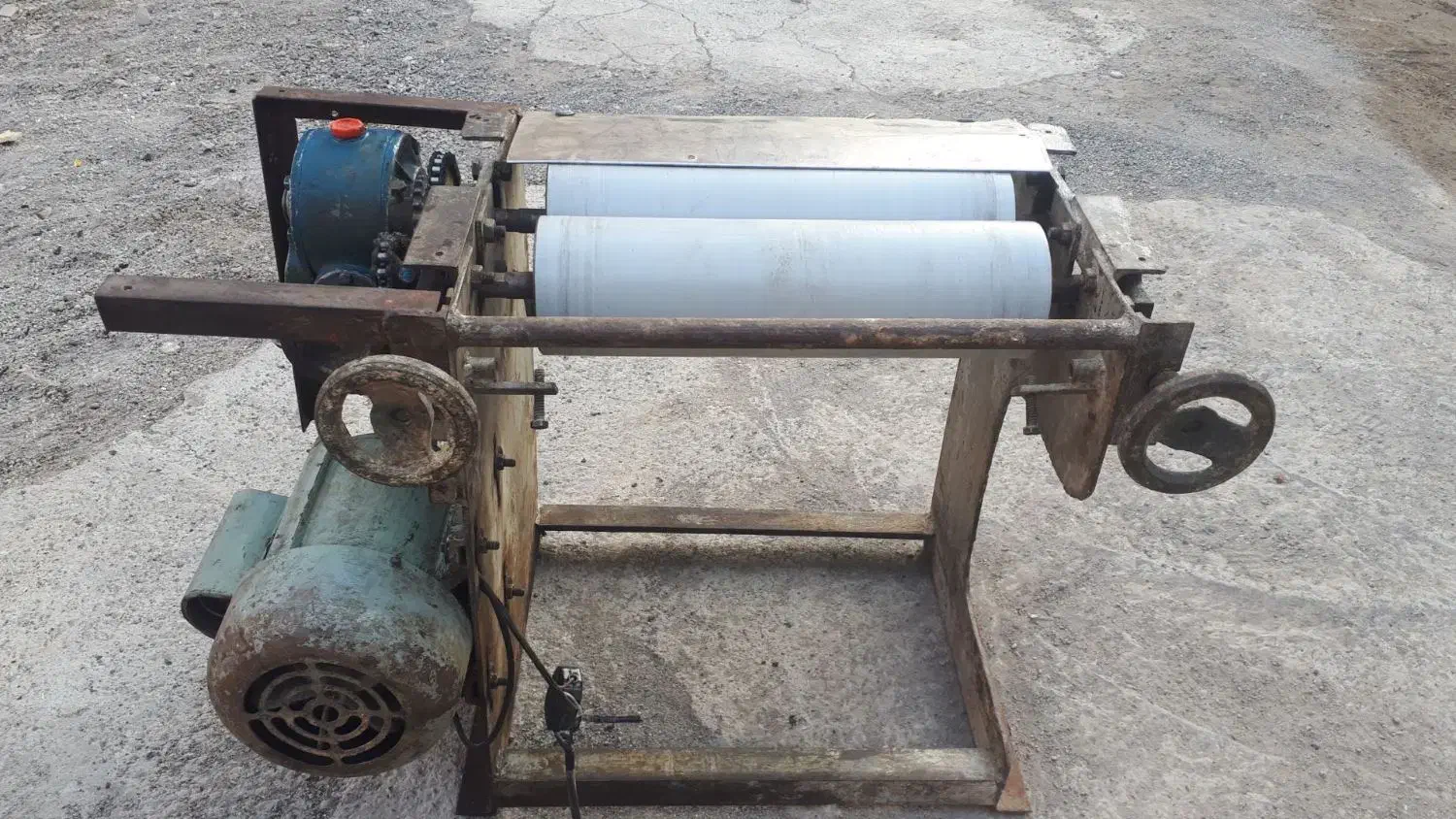 خمیر پهن کن فطیر|کافیشاپ و رستوران|اصلاندوز, |دیوار