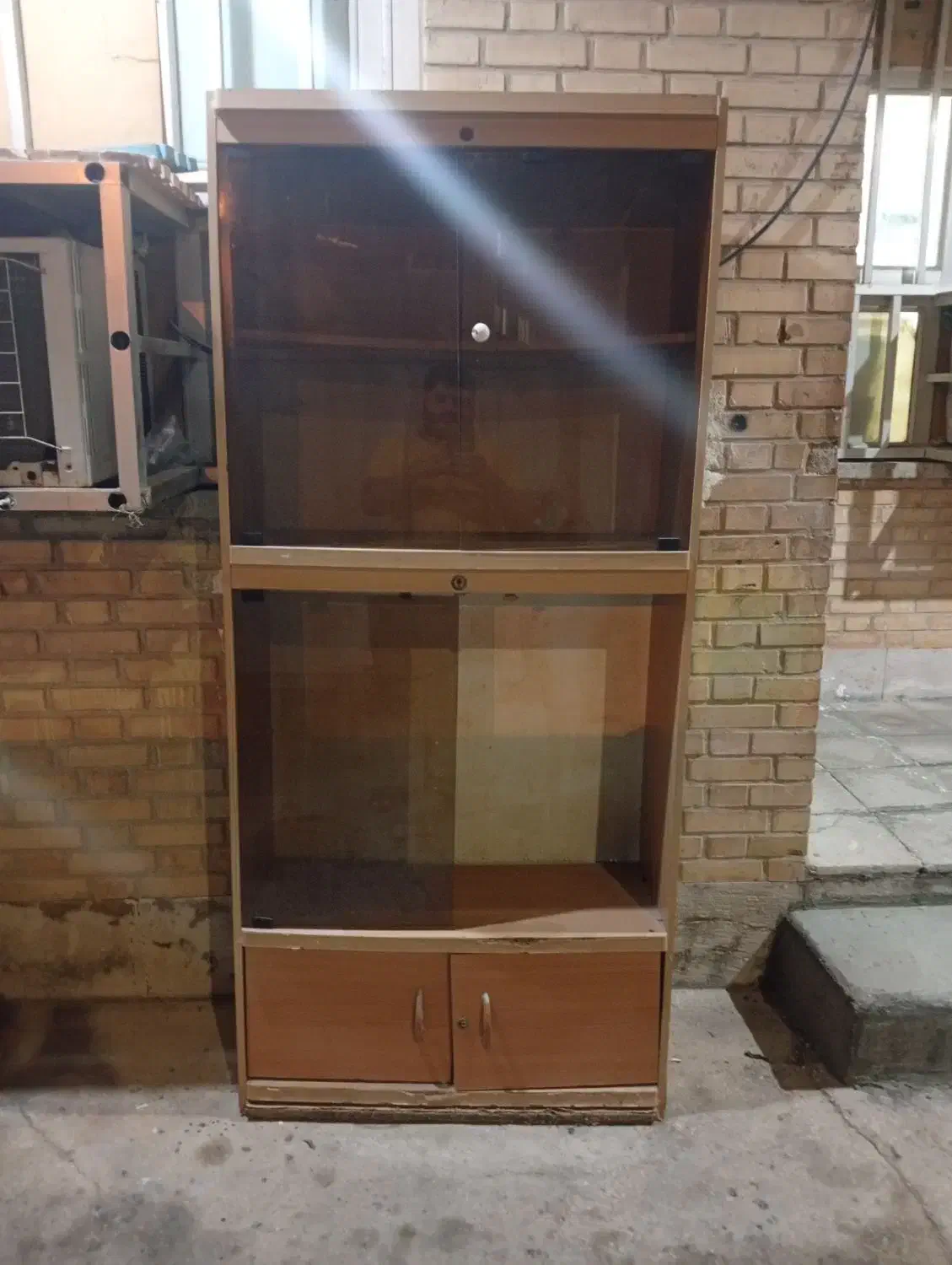 کمد چوبی mdf ارتفاع ۲متر. کاملا سالم|جاکفشی، کمد، دراور|بوشهر, |دیوار