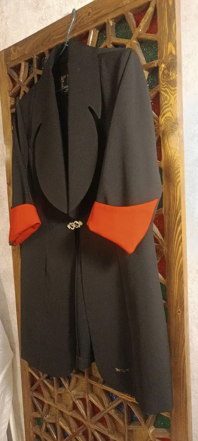 فروش مانتو کتی کرپ در حد نو|لباس|پردیس, فاز ۸|دیوار