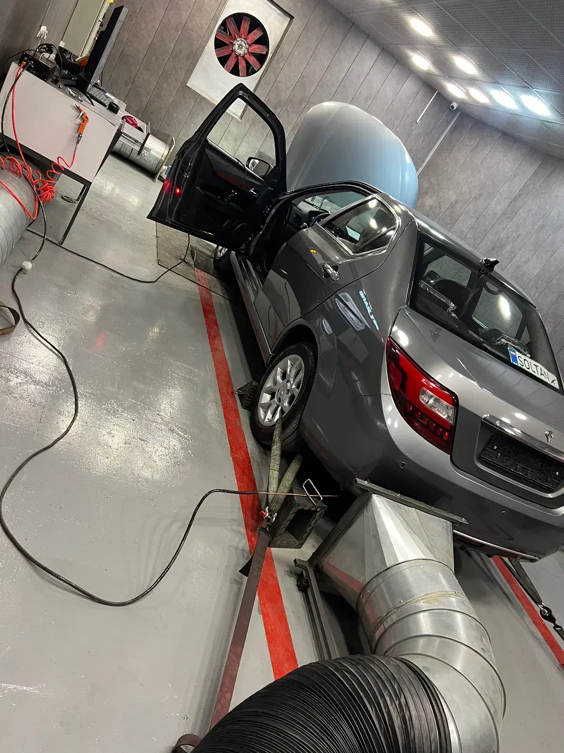 دناپلاس مدل ۱۴۰۰درحدصفر|خودرو سواری و وانت|شیراز, کوشک میدان|دیوار