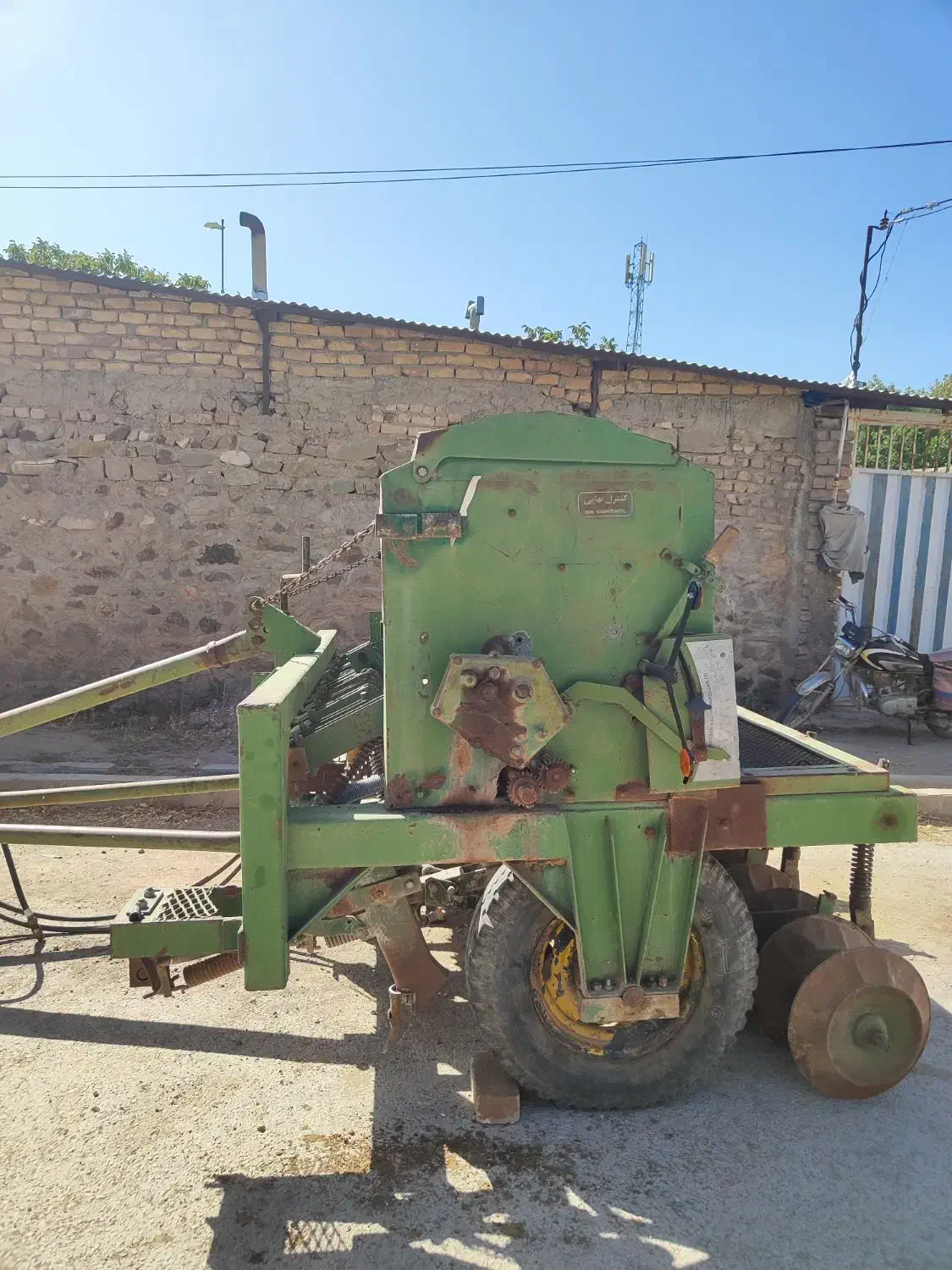 عمیق کار برزگر همدان یازده ردیف کارکرده|خودرو سنگین|خرقان, |دیوار