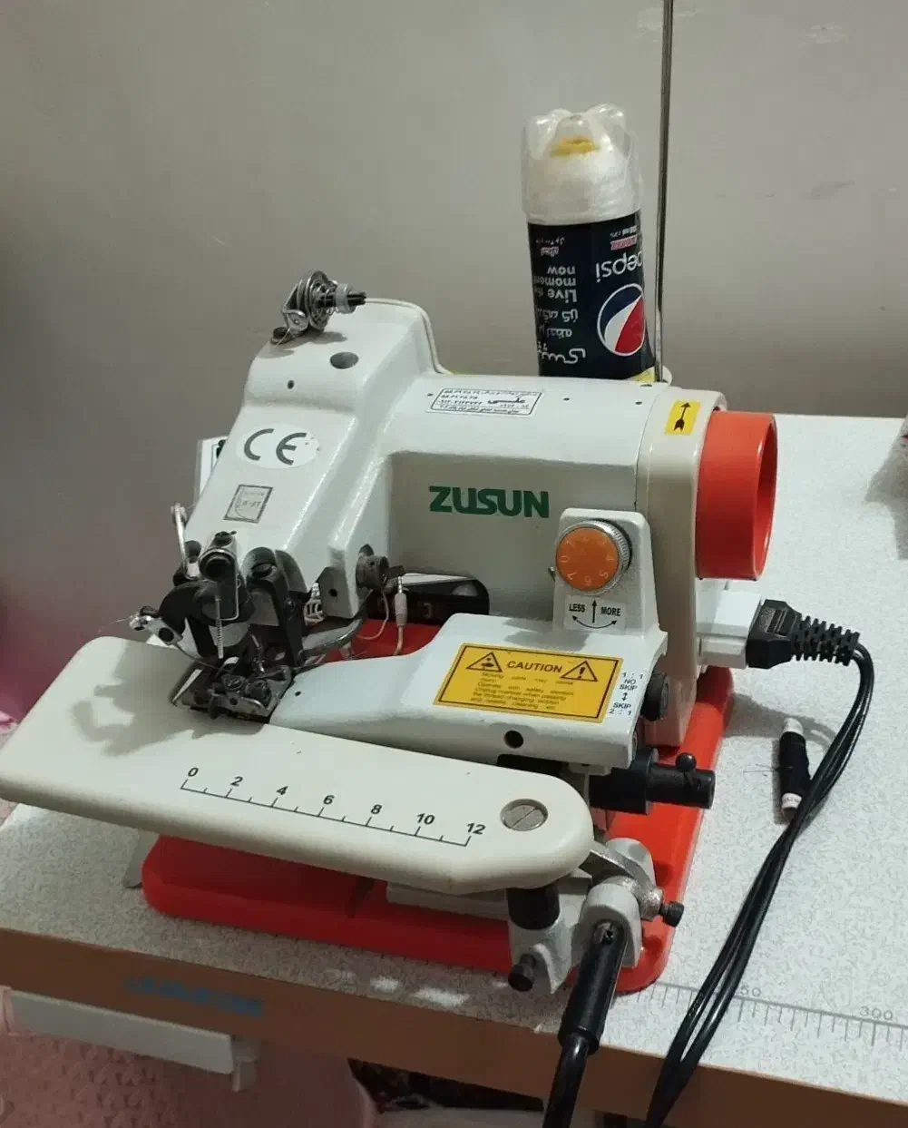 چرخ پس دوز زوسان|چرخ خیاطی و ریسندگی|بردسکن, |دیوار