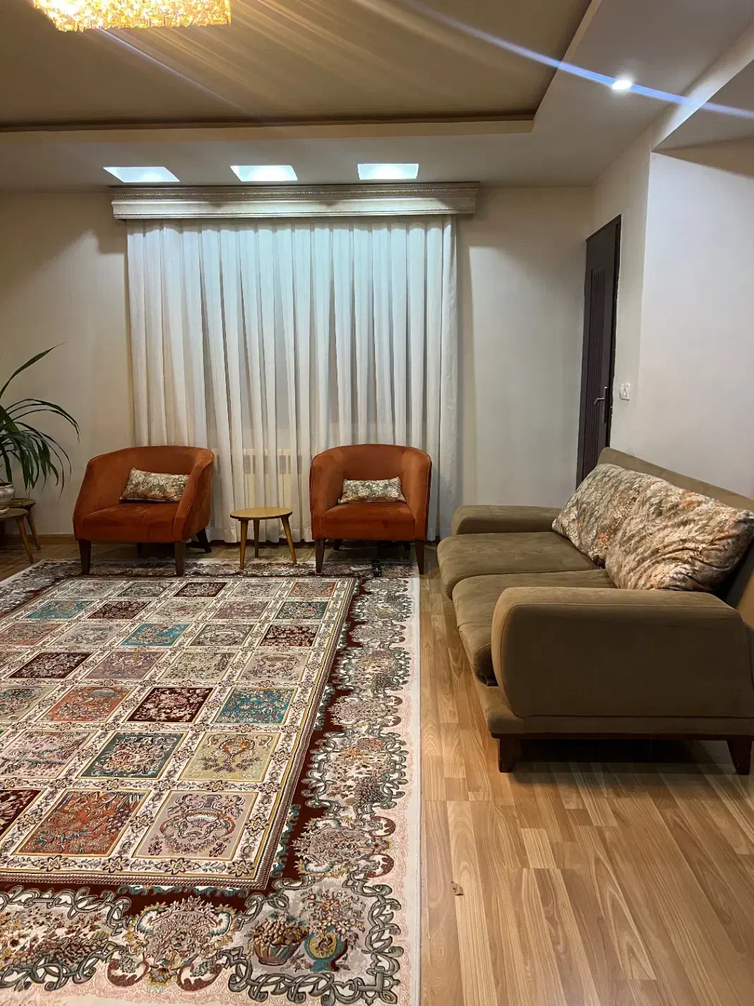 مبل راحتی نشیمن|مبلمان خانگی و میز عسلی|آمل, |دیوار