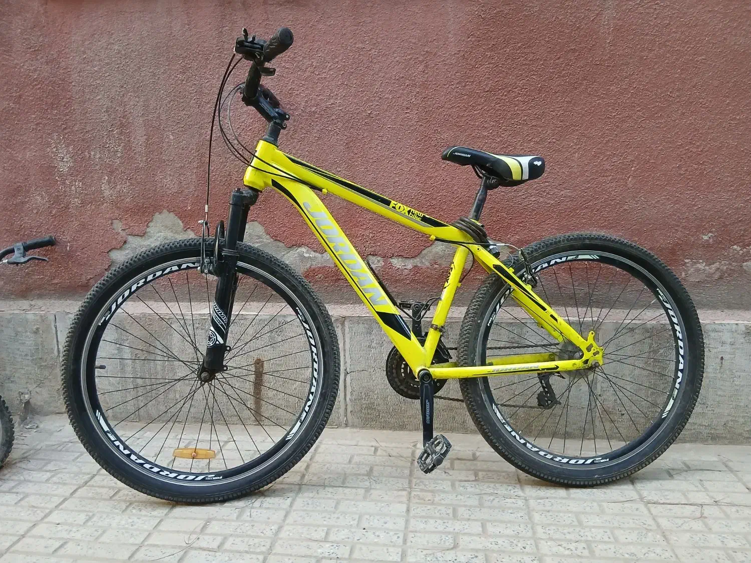 دوچرخه کوهستان Jordan زرد.نیاز به سرویس|دوچرخه، اسکیت، اسکوتر|تهران, آرارات|دیوار