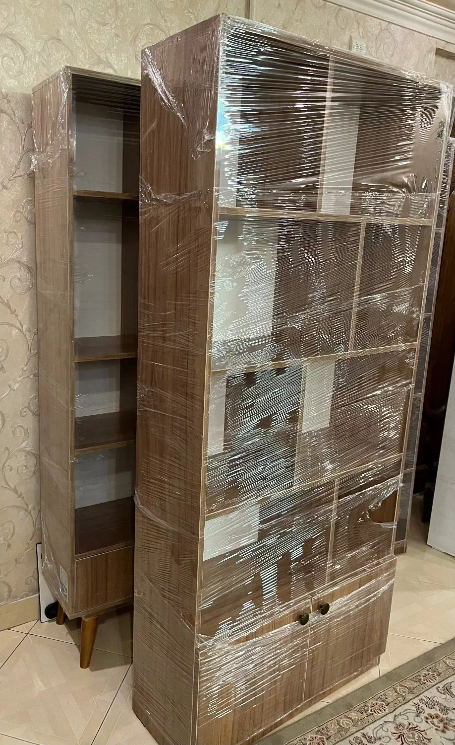 کتابخانه و ویترین|کتابخانه، شلف، قفسههای دیواری|ری, علایین|دیوار