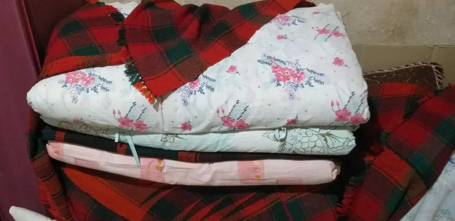 تشک پنبه|رختخواب، بالش، پتو|کوزران, |دیوار