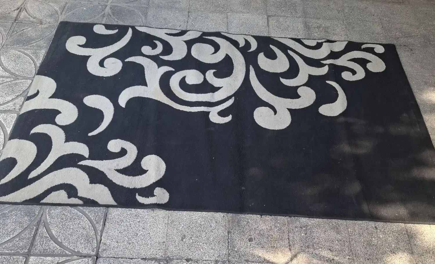 یک تخته فرش چهار متری ترک کارکرده|فرش|ری, فیروزآبادی|دیوار