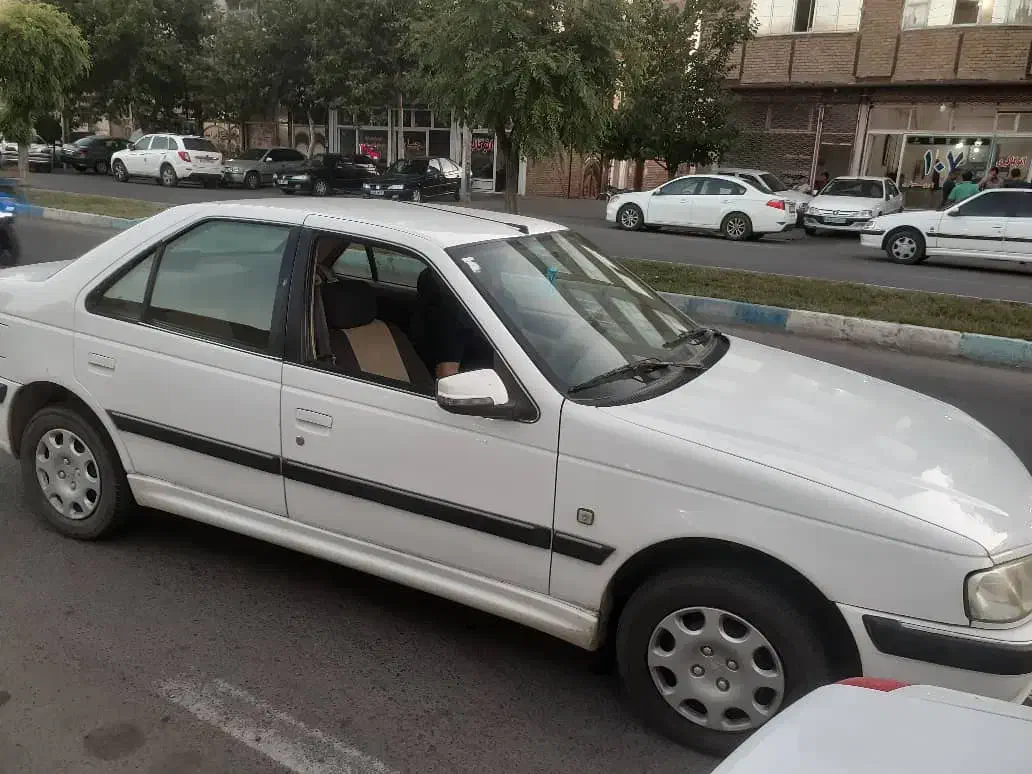 بدون رنگه دوتا لیسه داره|خودرو سواری و وانت|مرند, |دیوار