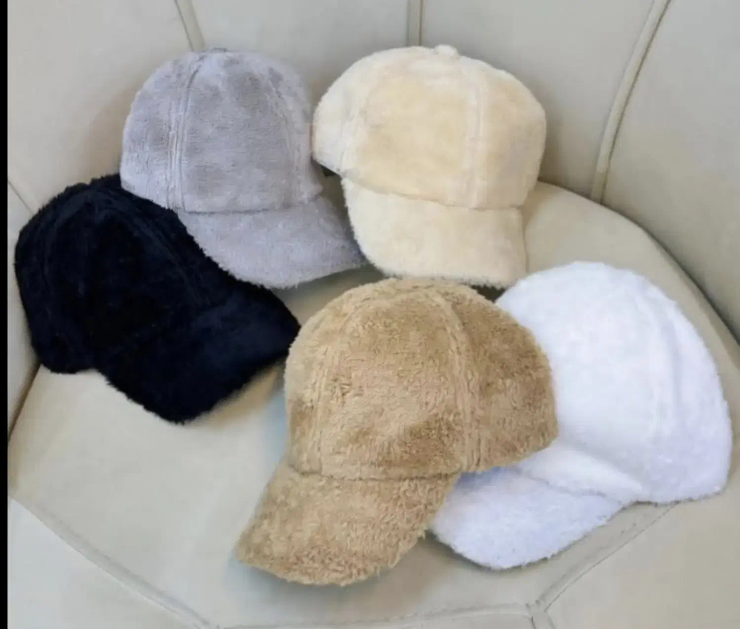 گوش گیر و کلاه تدی|لباس|ارومیه, |دیوار