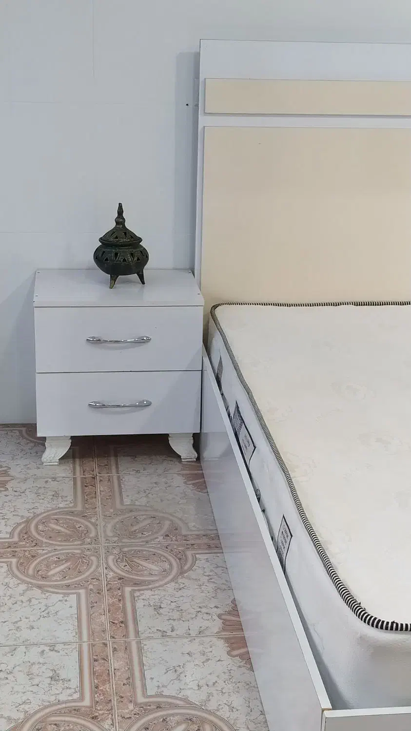 تخت خواب دونفره|تخت و سرویس خواب|مهاباد (آذربایجان غربی), |دیوار