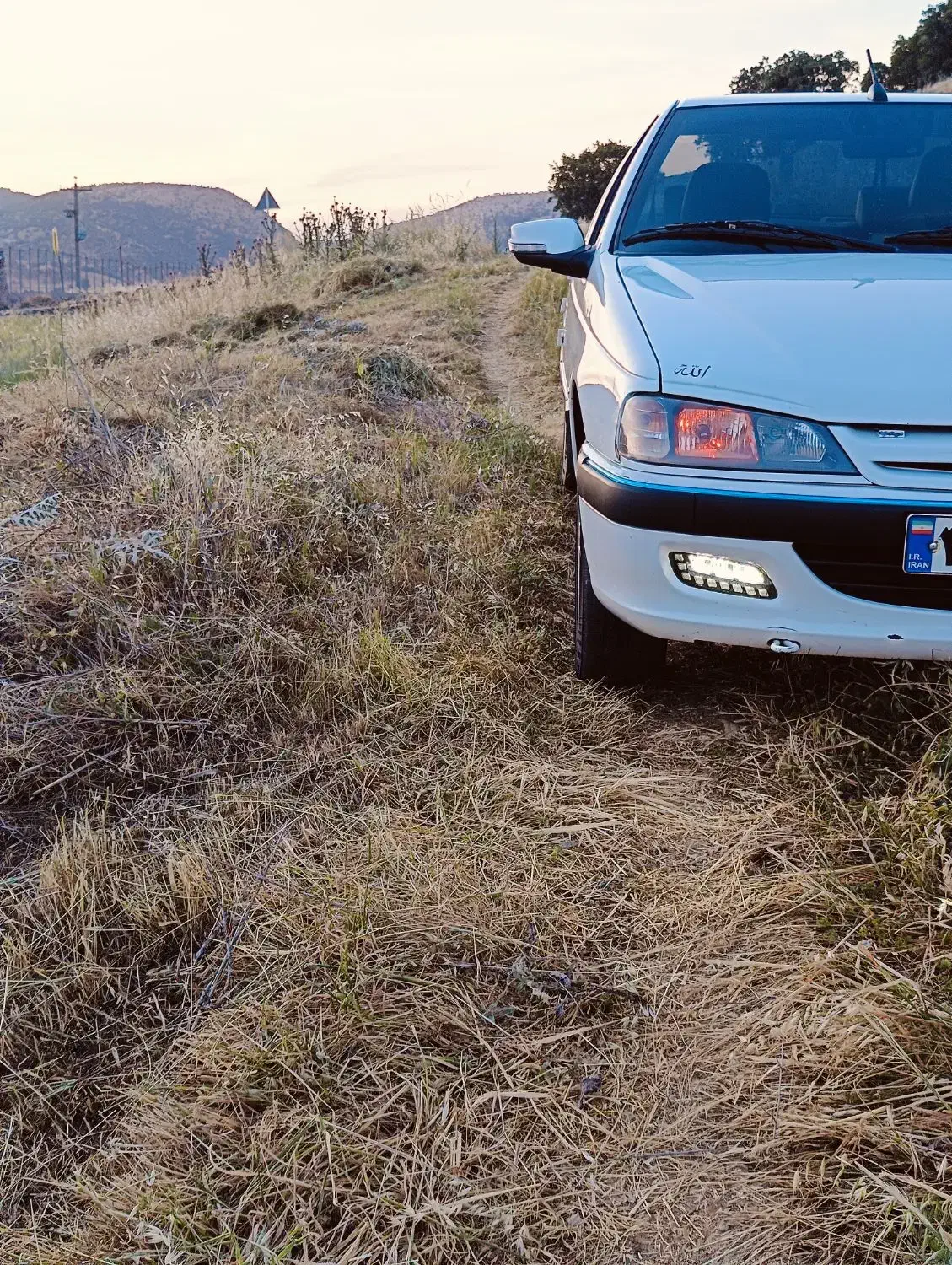 پژو پارسXU7|خودرو سواری و وانت|مریوان, |دیوار