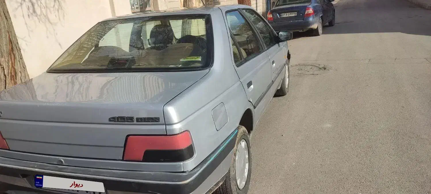 پژو 405 نقره ای مدل 94|خودرو سواری و وانت|مشهد, کارمندان دوم|دیوار