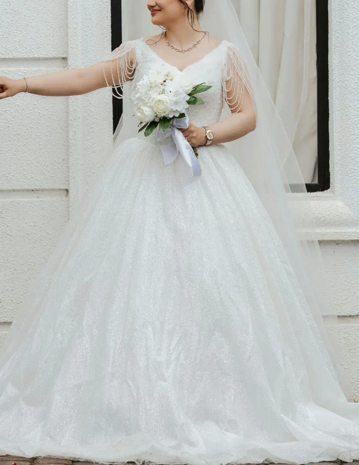 لباس عروس شیک و زیبا|لباس|رشت, گلباغ نماز|دیوار