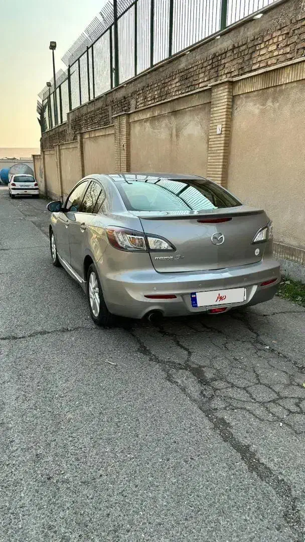 مزدا ۹۵ تیپ ۴|خودرو سواری و وانت|گنبد کاووس, |دیوار