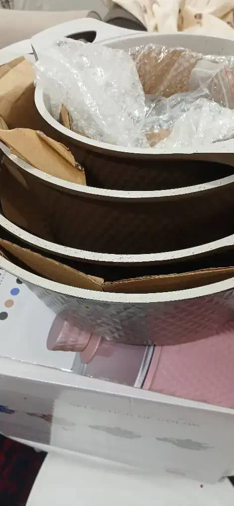 سرویس قابلمه 10 پارچ گرانیتی برند وگاتی رنگ ( بژ)|ظروف پخت‌وپز|اهواز, کوی فرهنگیان ۱|دیوار